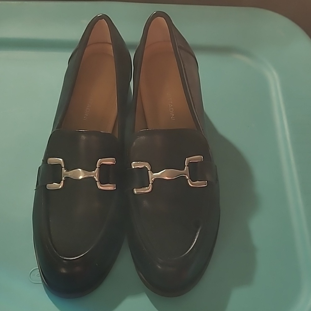 Adrienne Vittadini Elegant Black Loafers with Silver Detailing Size 7.5